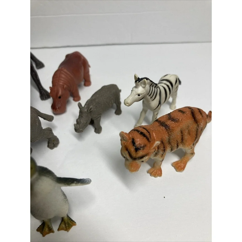 Lot of 14 Hard Plastic Wild/Zoo Animal‎ Toys Collectibles